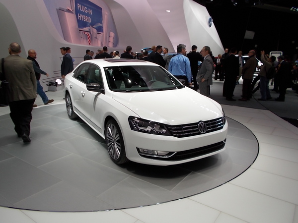 The concept looks just like a standard Passat