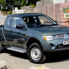 Mitsubishi L200 2.5 DI-D DbleCab 4Life LongBed