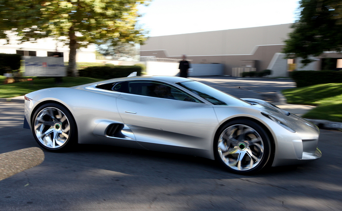 Jaguar Considering Limited Number of C-X75 Turbine Cars