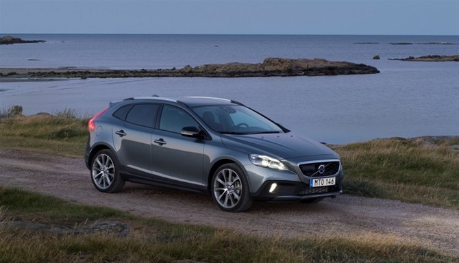 Volvo V40 Cross Country D2 Summum Geartronic