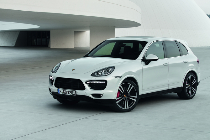 Porsche Cayenne Turbo S é 50cv mais potente que o Cayenne Turbo