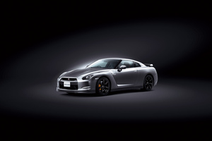 Nissan GT-R Black Edition