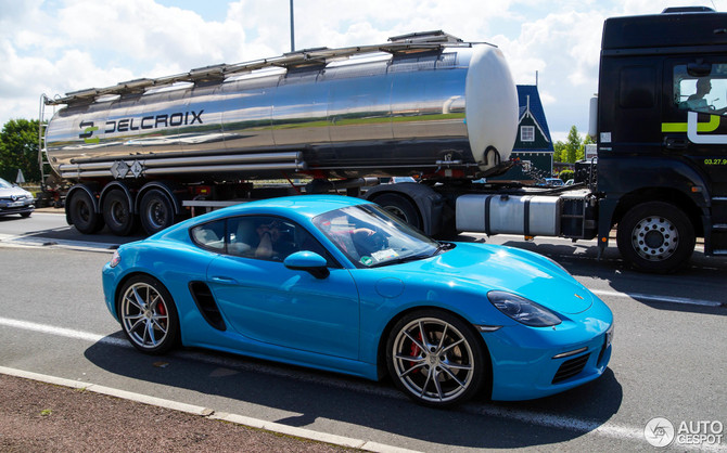 Porsche 718 Cayman S PDK