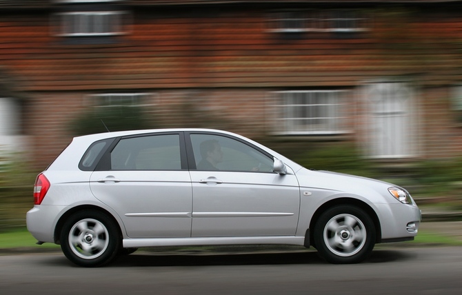 Kia Cerato 1.5 CRDi Hatchback