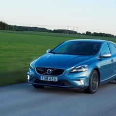 Volvo V40 D2 R-Design Momentum