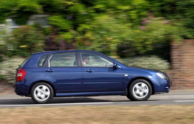 Kia Cerato 1.6 Hatchback