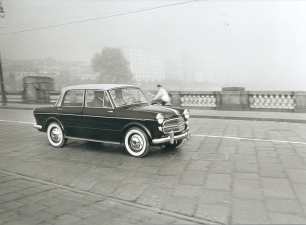 Fiat 1200 Granluce Saloon