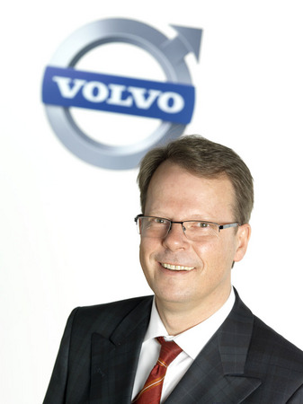 Volvo startet Produktion des weltweit ersten Diesel-Plug-in-Hybrid