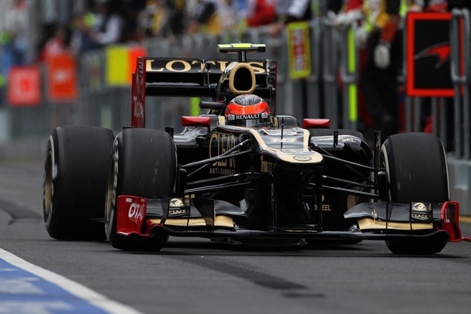 Lotus F1 Team Removes Sponsorship with Group Lotus