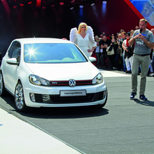 Volkswagen Golf GTI ConceptWhite