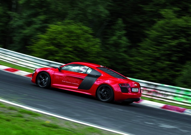 Audi will unveil the second generation R8 next year