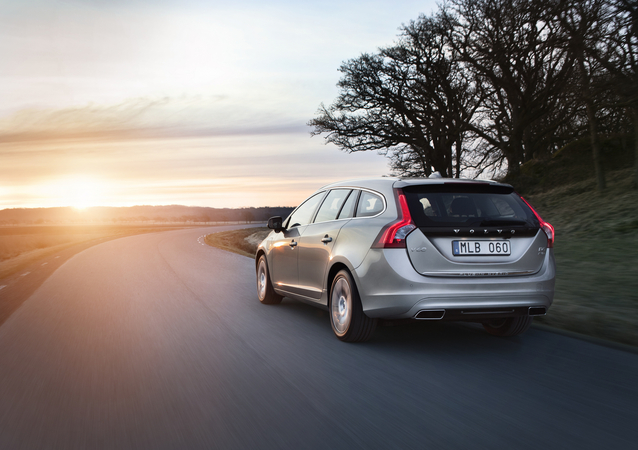 Volvo startet Produktion des weltweit ersten Diesel-Plug-in-Hybrid