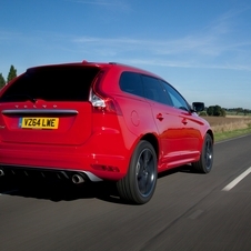 Volvo Volvo XC60 T6 R-Design Momentum Geartronic