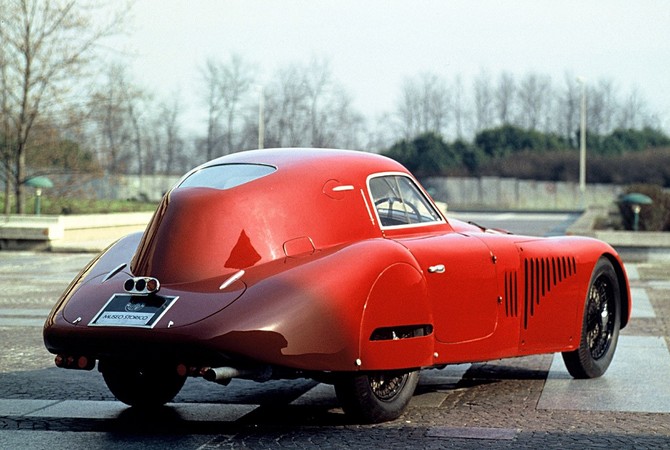 Alfa Romeo 8C 2900B Le Mans Berlinetta