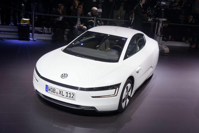 Volkswagen XL1 Will Be Launched in Geneva with 0.9l/100km Fuel Economy