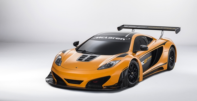 Modelo é baseado no MP4-12C GT3 mas é mais potente