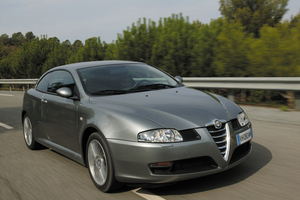 Alfa Romeo GT 1.8 Twin Spark 16V Distinctive