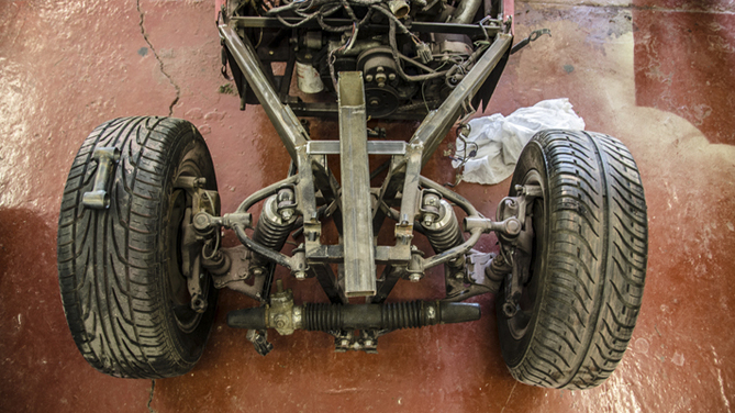 The front suspension with body removed