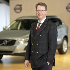 Peter Mertens will stay as the head of research and development at Volvo