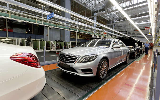 Mercedes believes that no two S-Classes will be alike Mercedes believes that no two S-Classes will be alike