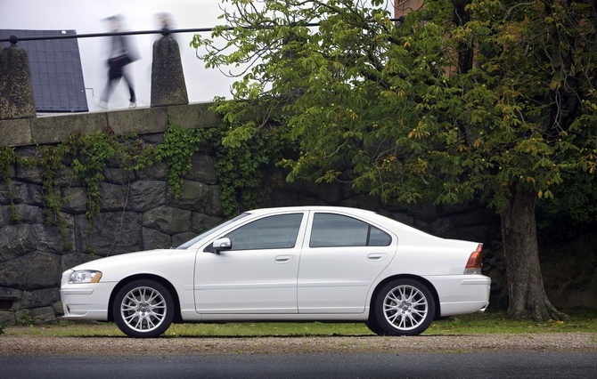 The platform will allow Geely to build a mid-size car on Volvo's platform