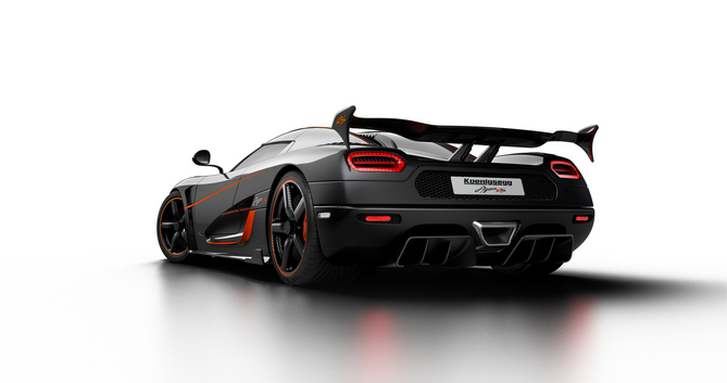 O Agera RS é alimentado pelo motor 5.0 litros V8 twin-turbo da Koenigsegg com uma potência de 1160cv e 1280Nm de binário