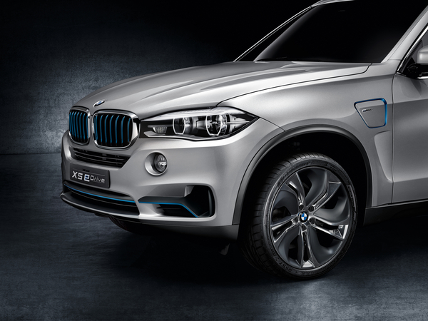 BMW eDrive trifft BMW xDrive: Das BMW Concept X5 eDrive