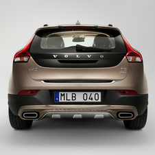 Volvo V40 Cross Country premiers in Paris