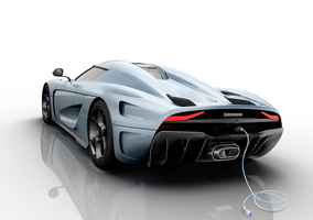 O Regera está equipado com um grande spoiler traseiro que contribui para uma "downforce" total de 450kg a 250 km/h