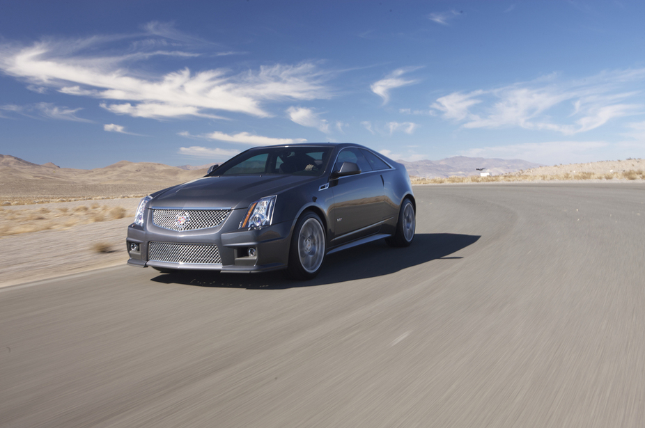 Cadillac CTS-V Coupe AT