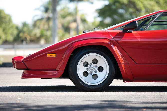 Lamborghini Countach LP5000S QV