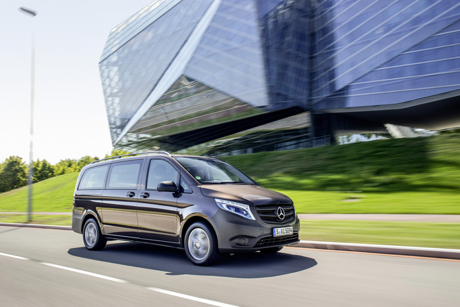 Mercedes-Benz Vito Tourer 6L Base Standard 111CDI/32