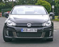 O Golf R tem uma entrada de ar mais baixa