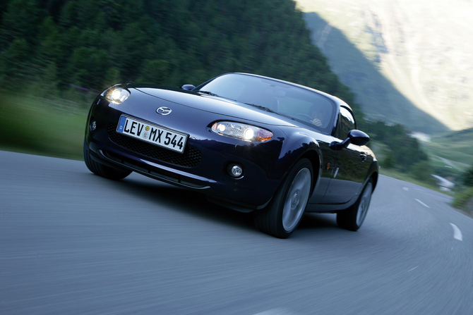 Mazda MX-5 Roadster Coupé 2.0