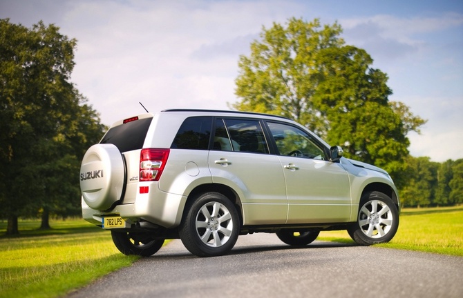 Suzuki Grand Vitara XSport 3.2L RWD