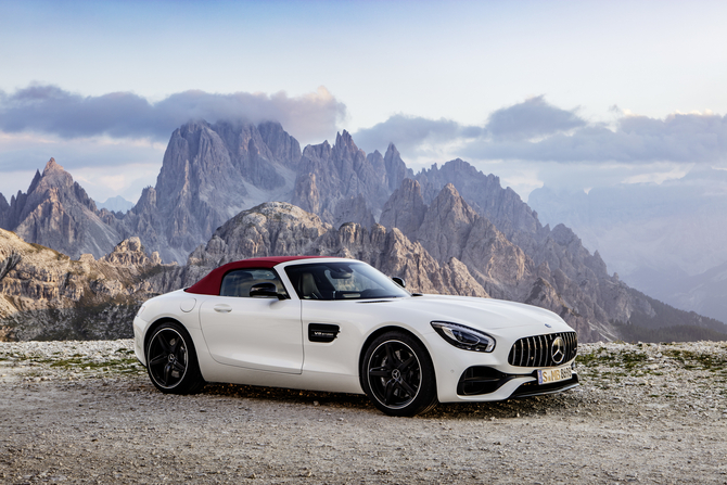 The GT Roadster has a 476hp and 630Nm of torque while the GT C Roadster has 557hp and 680Nm