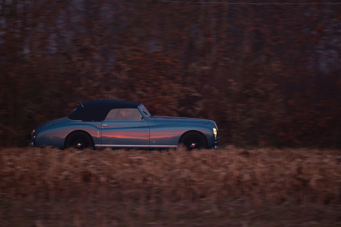 Alfa Romeo 6C 2500 Sport Cabriolet by Pinin Farina