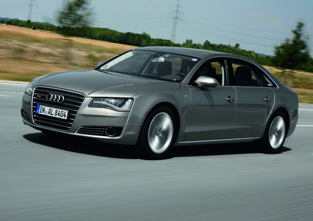 Audi A8 L 4.0 V8 TFSI quattro tiptronic