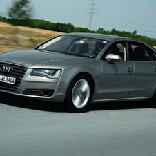 Audi A8 L 4.0 V8 TFSI quattro tiptronic