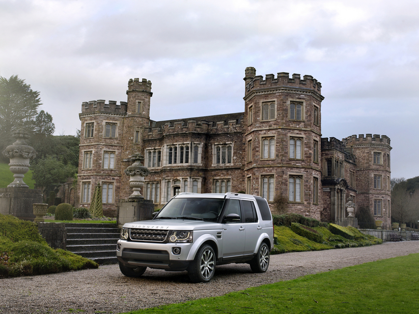 Land Rover celebra o aniversário do seu modelo icónico com uma edição especial