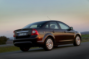 Ford Focus 1.4i Saloon