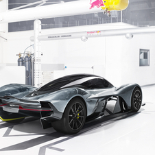 Adrian Newey from Red Bull, Marek Reichman from Aston Martin and David King from Special Operations were the masterminds behind the AM-RB 001