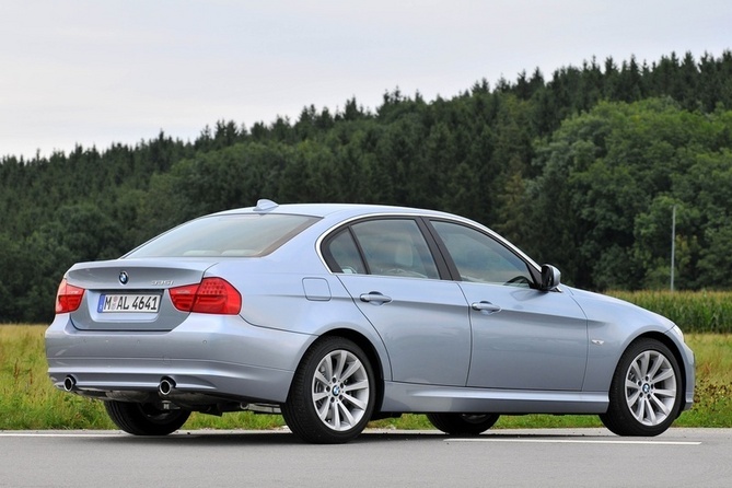 BMW 325i