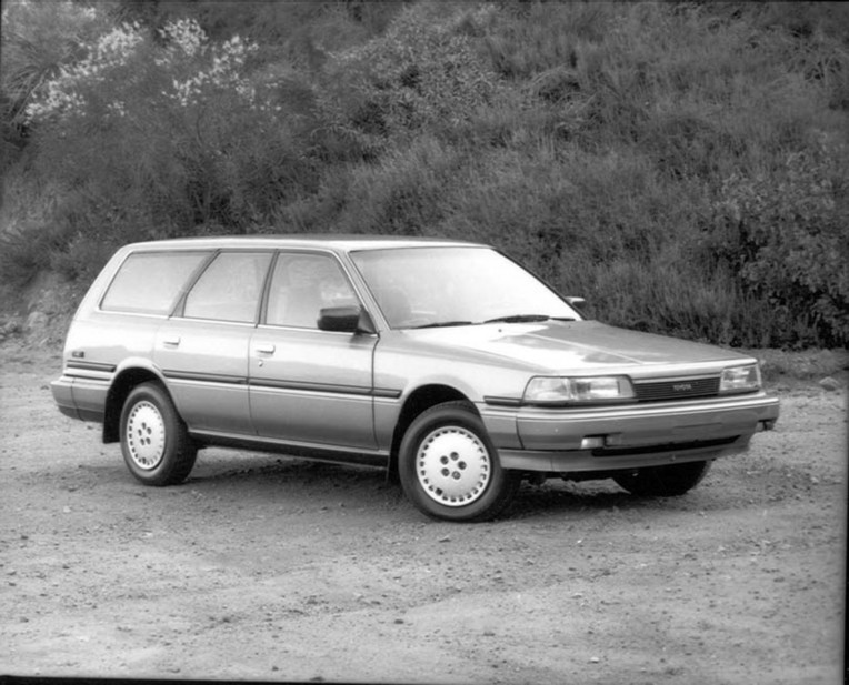 Toyota Camry 3.0 V6 24v GXi Estate