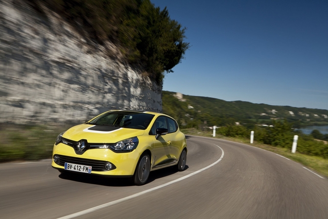 Neuer Clio erhält Goldenes Lenkrad 2012