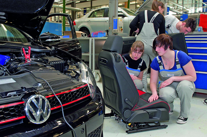 A equipa também está a trabalhar em novos assentos para o carro