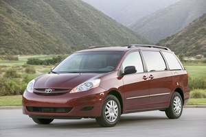 Toyota Sienna LE AWD