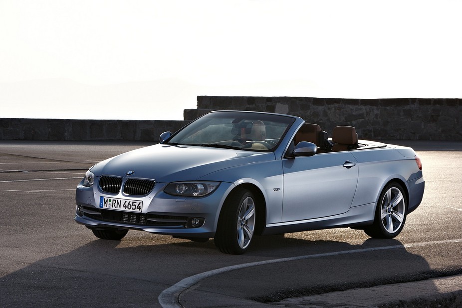 BMW 320i Cabrio (E93) LCI