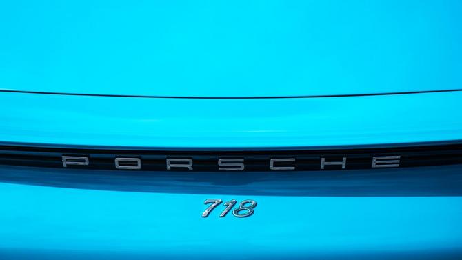 Porsche 718 Cayman S PDK