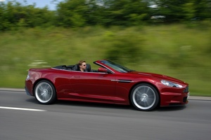 Aston Martin DBS Volante